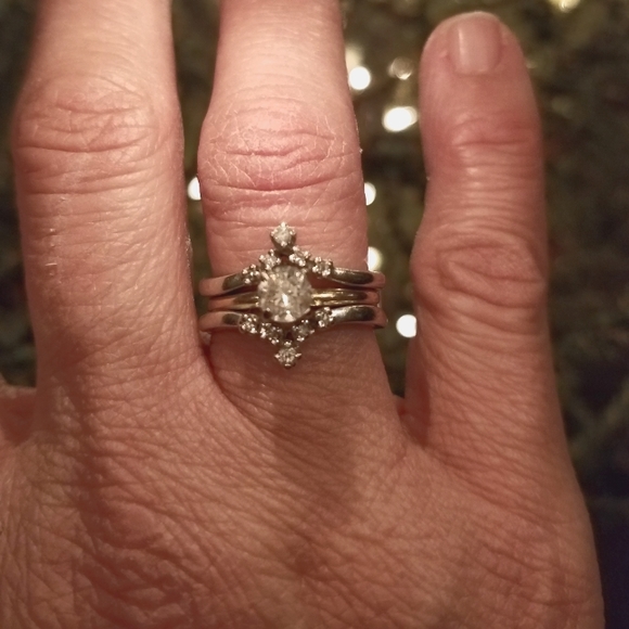 14K Diamond Wedding Rings - Picture 1 of 4